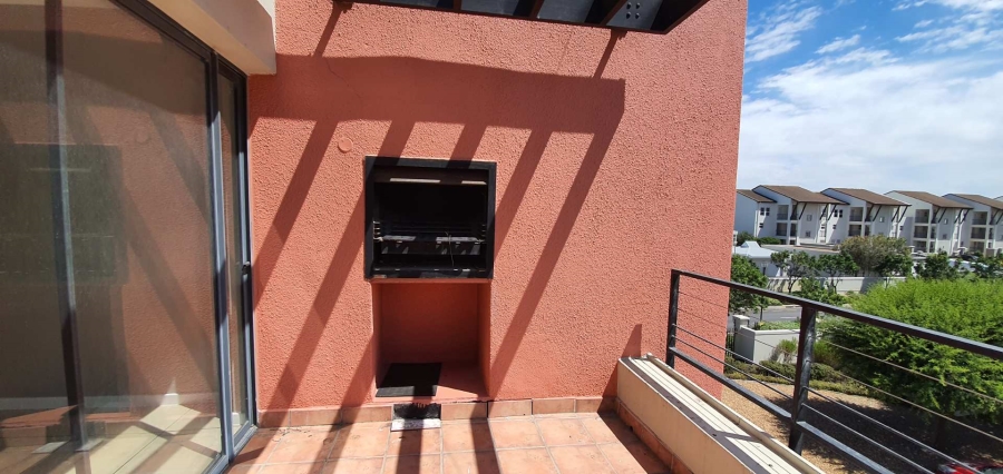 To Let 3 Bedroom Property for Rent in Royal Ascot Western Cape